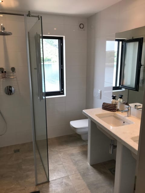 Apartment White House Apartment in Split-Dalmatia County