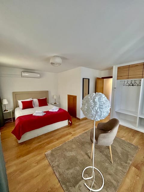 Bed, Photo of the whole room, Bedroom, wardrobe, air conditioner
