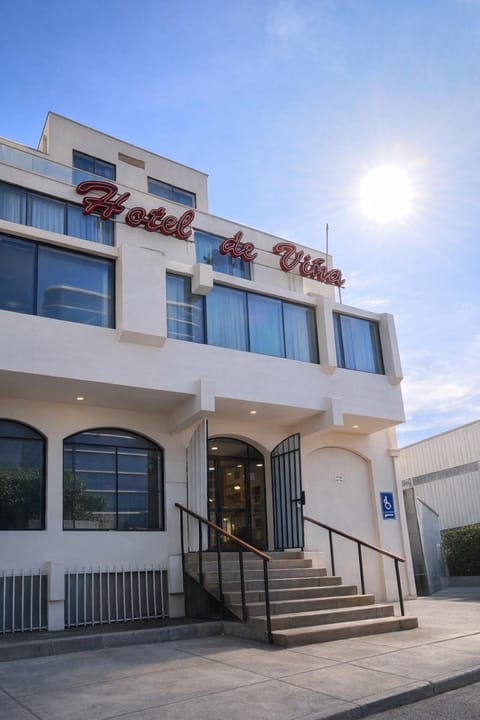 Property building, Facade/entrance