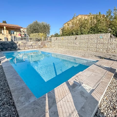 Maison provençale de charme au cœur du Luberon House in Provence-Alpes-Côte d'Azur