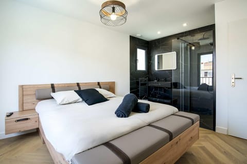 LX133 Villa jardin, piscine privée et calme absolu House in Cagnes-sur-Mer