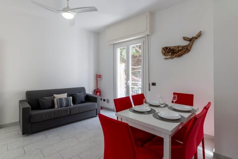 Hostdomus-Turtle House Apartment in Borgio Verezzi