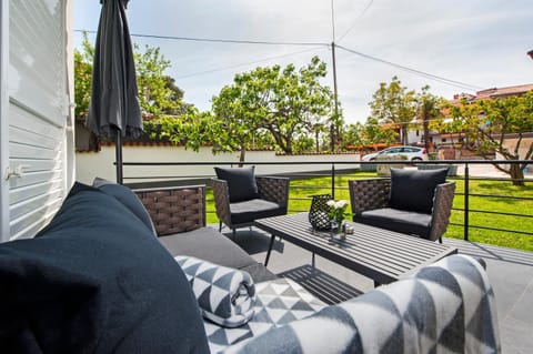 Garden, Balcony/Terrace