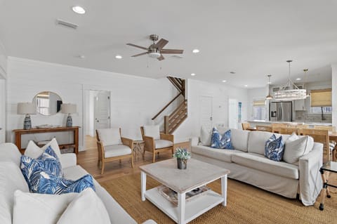 A Seabreeze House in Seacrest