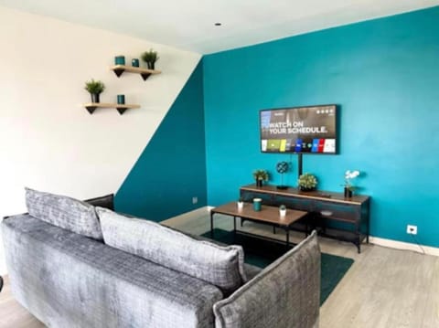 Communal lounge/ TV room, TV and multimedia