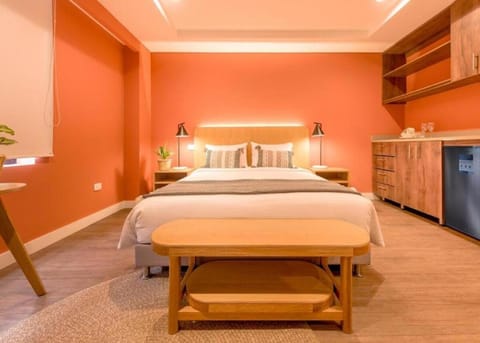 Bed, Photo of the whole room, Bedroom, wardrobe, kitchen