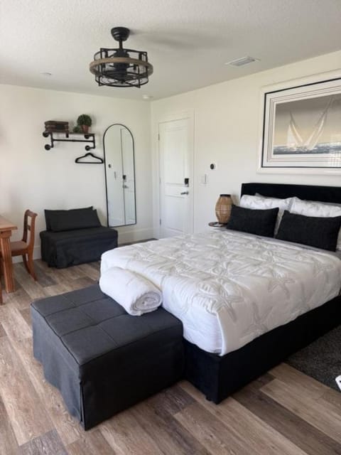 The White House on Flagler Beach - Unit 11 home Apartment in Painters Hill