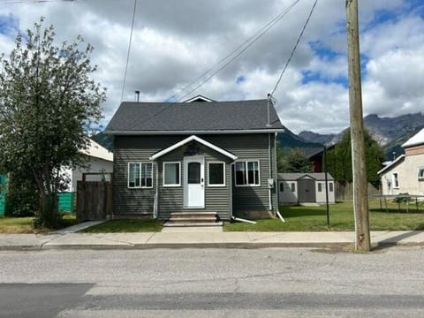 Property building, Street view