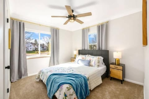 Newly Remodeled Home With a Game Room House in Parma Heights