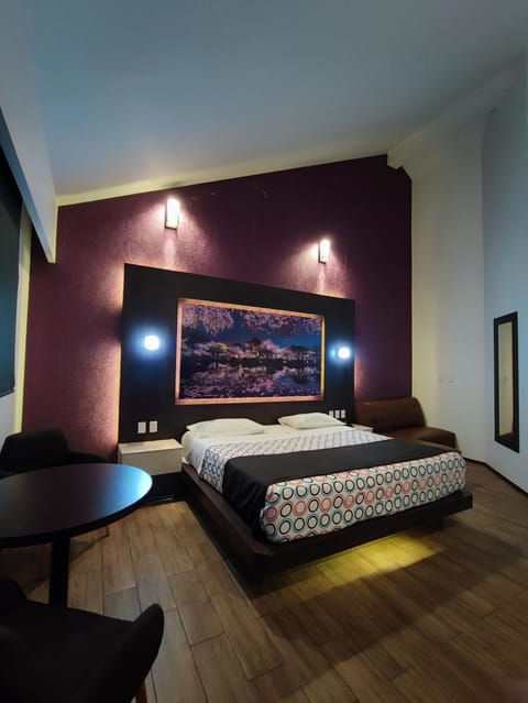 Bed, Photo of the whole room, Decorative detail, Bedroom