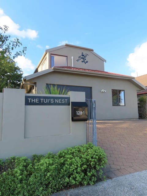 Property building, Street view