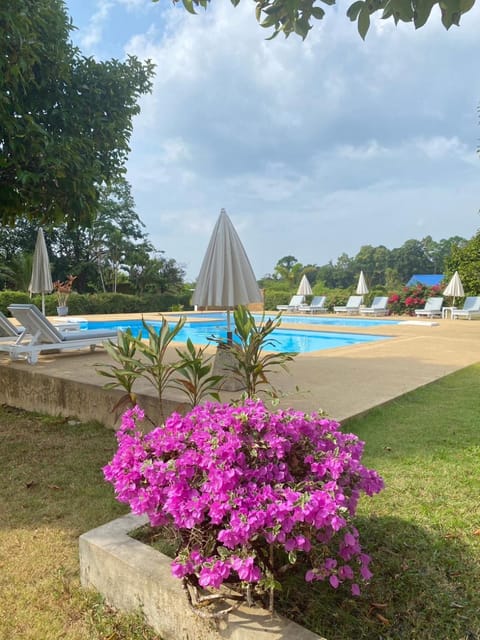 The1 Mangosteen Harmony Retreat - Khaolak - Eco Villa - Room Only -No Breakfast Villa in Khuekkhak