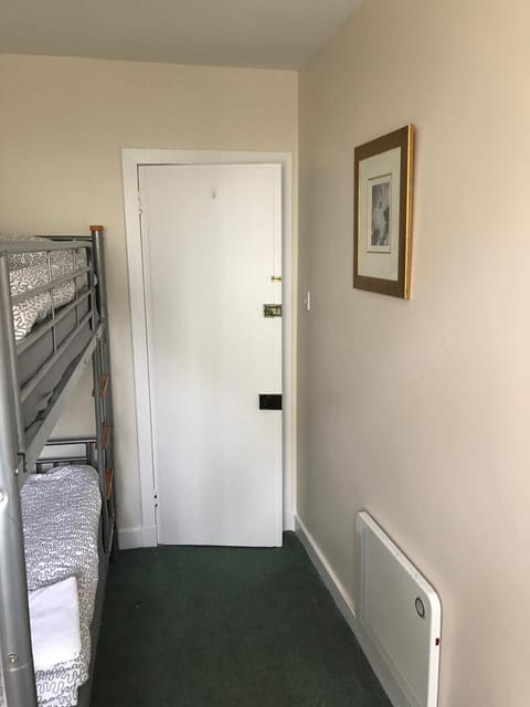 The Shorehouse Apartment in England