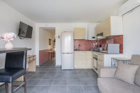 Résidence Les Goudes, appartements accés direct à la plage, vue mer Apartment in Marseille