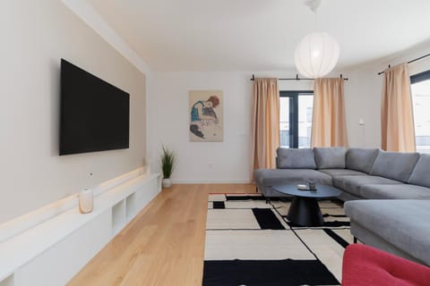 TV and multimedia, Living room