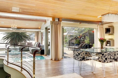 Villa Dianne Villa in Cape Town