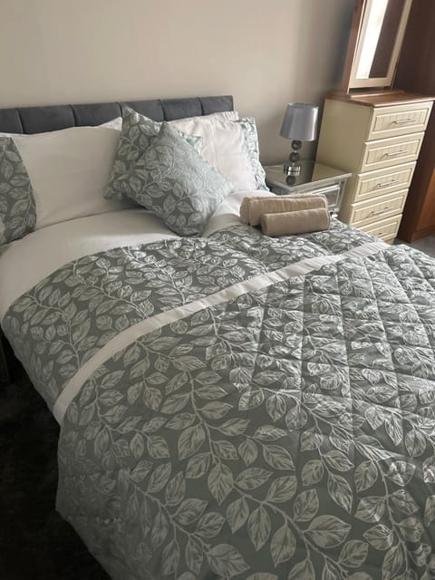 Estuary view Farmhouse House in County Limerick