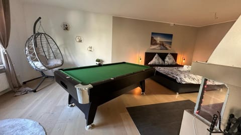 Burg Panoramablick City Retreat Moderne FeWo Apartment in Cochem-Zell