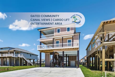 Caza Azul Luxury 4BR Getaway, Gated Community, Canal Views & Lift House in Bolivar Peninsula