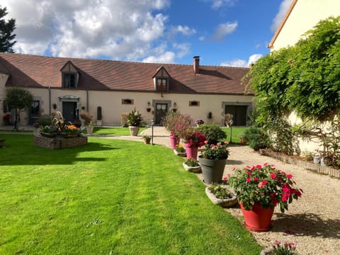 Property building, Garden