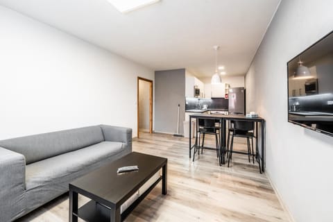 TV and multimedia, Kitchen or kitchenette, Living room, Seating area, Dining area, Evening entertainment