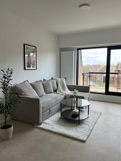 Luxury Duplex near Expo 12 & ING Arena & Atomium Apartment in Flanders