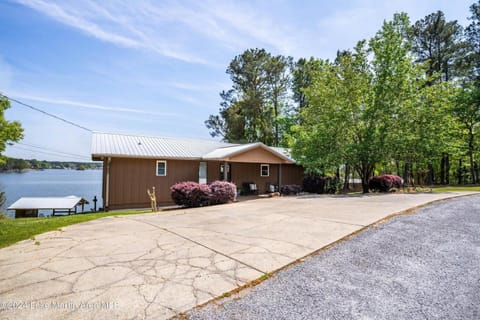Reel Getaway House in Alexander City