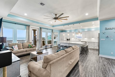 Waves & Whiskey Beachfront HotTub Double Decks! Tiki Bar House in Bolivar Peninsula