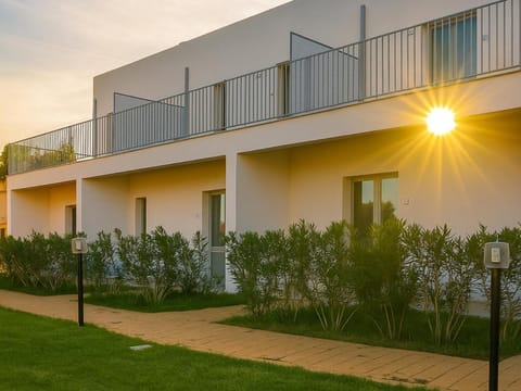 Property building, Garden, Garden view