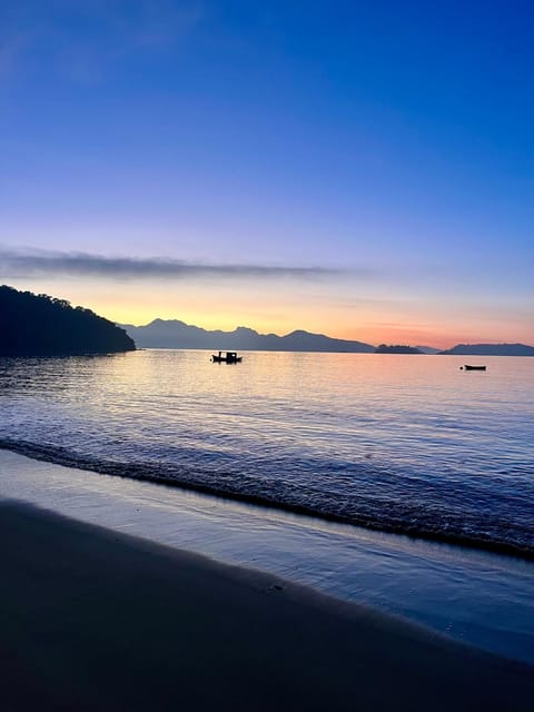 Natural landscape, Beach, Sunrise