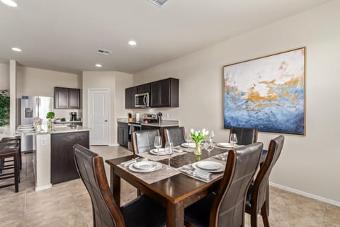 Avalon Canyon Case Grande House in Casa Grande