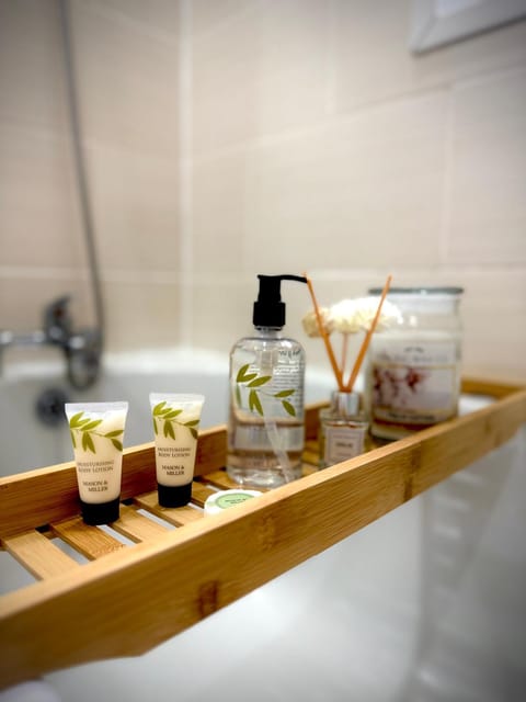 Cozy getaway in heart of warwick Apartment in Warwick