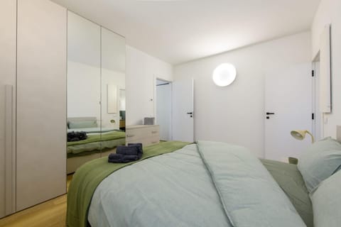 Bed, Bedroom, wardrobe