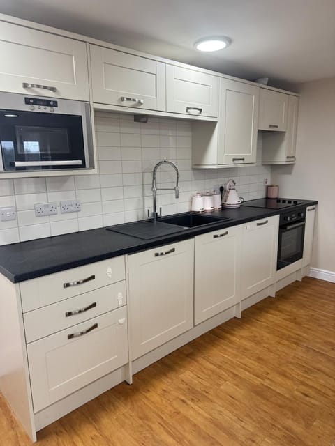 Cosy Cloud House in Congleton