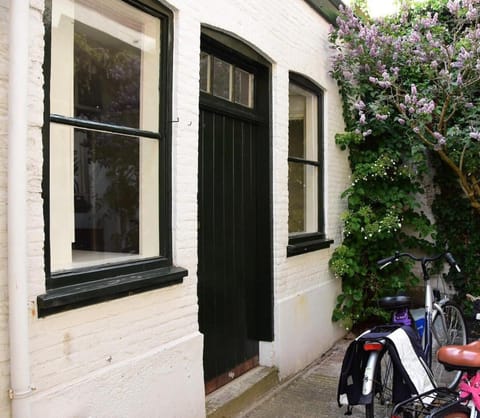 Charming tiny house Apartment in The Hague