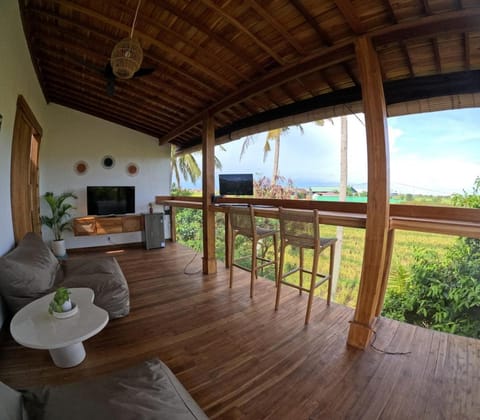 View (from property/room), Balcony/Terrace, Seating area