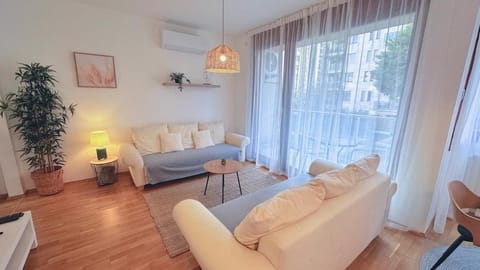 Living room, air conditioner