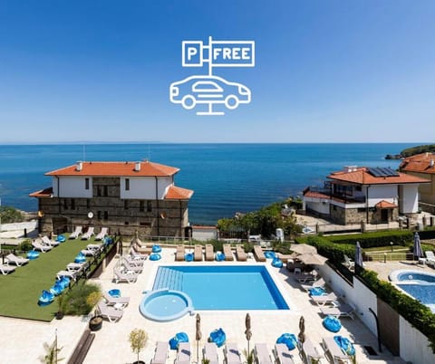 Patio, Natural landscape, View (from property/room), Swimming pool, Inner courtyard view