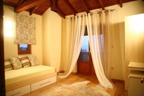 Michaela Villa in Halkidiki