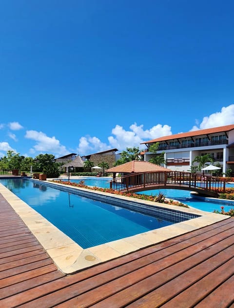 Restaurant/places to eat, Swimming pool
