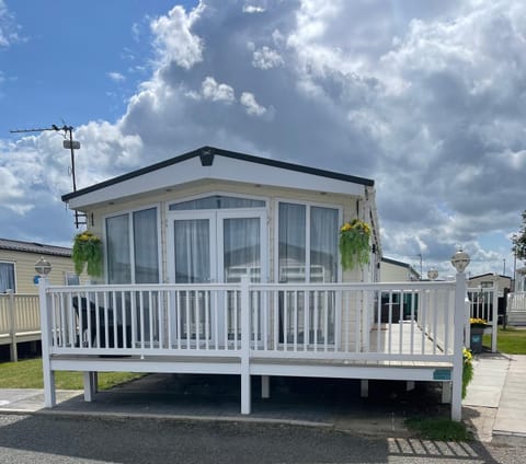 Property building, Balcony/Terrace