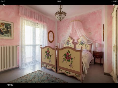 Le Bouganville Apartment Apartment in Desenzano del Garda