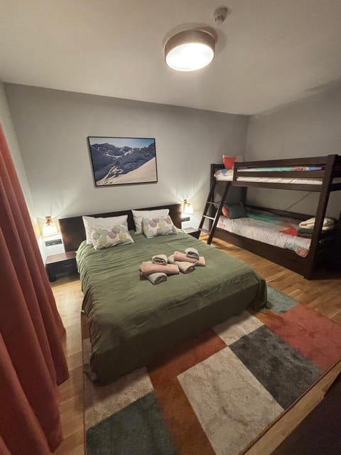 Bed, Bedroom, bunk bed