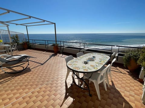 Balcony/Terrace, Balcony/Terrace