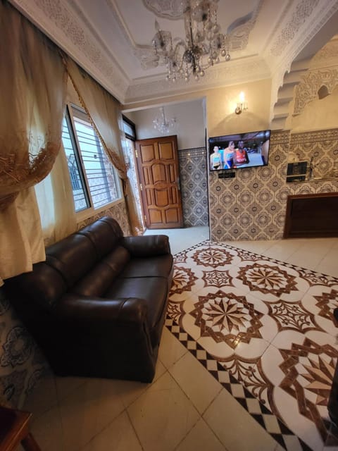 Communal lounge/ TV room, TV and multimedia, Living room