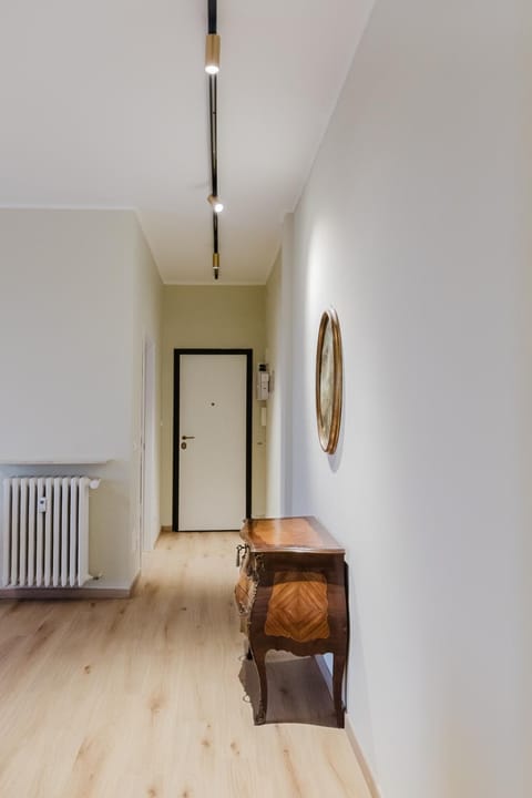 Living room, internet