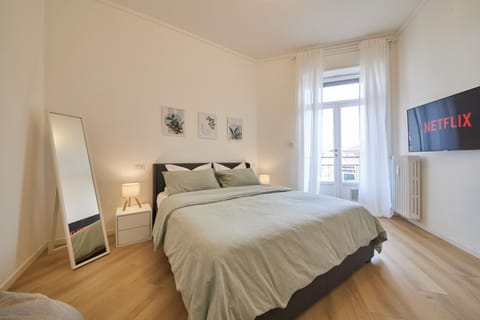 The Mazy-Self check in Malpensa Rho fiera Apartment in Lombardy