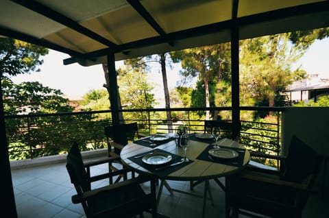 Balcony/Terrace, Dining area
