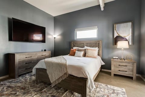 5M332- Sleek and Spacious Condo in East House in East Nashville