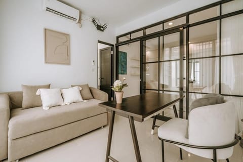 Morpho Loft, Enzio Unit 4 Apartment in North Kuta